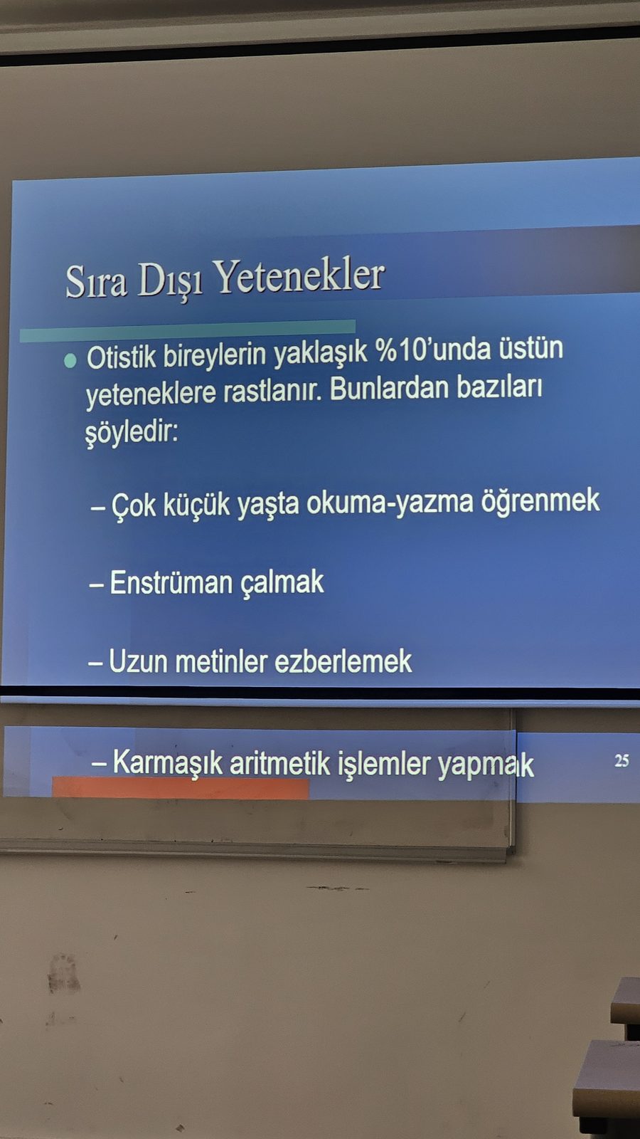 Dikkat Eksikliği ve Hiperaktivite Bozukluğu (DEHB) Tanım ve Eğitim İlkeleri - Sayfa 11
